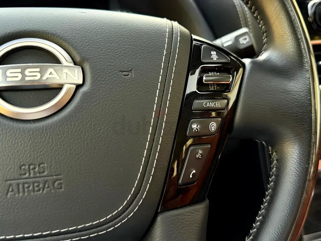 Nissan Patrol 4.8 Tiptronic (245 hp) - 18