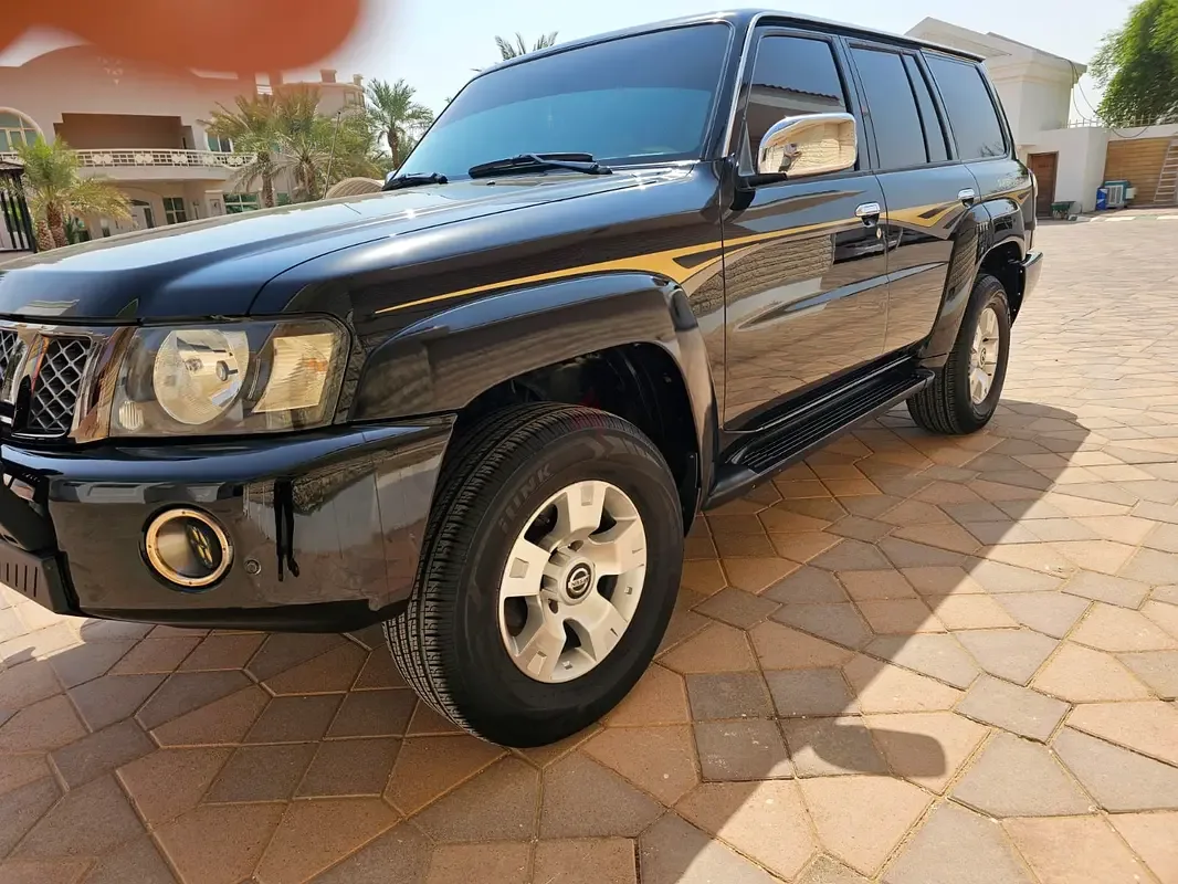 Nissan Patrol 4.8 Tiptronic (245 hp)