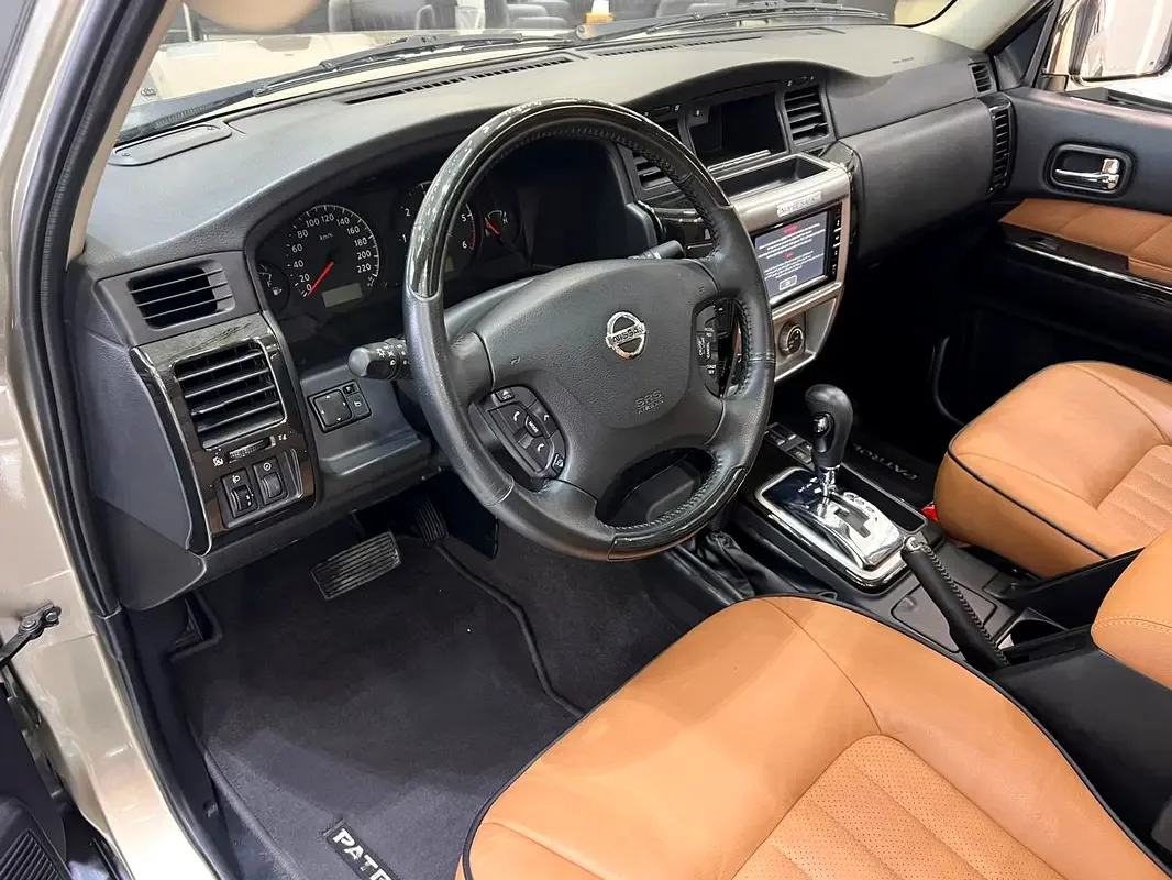 Nissan Patrol 4.8 Tiptronic (245 hp) - 13