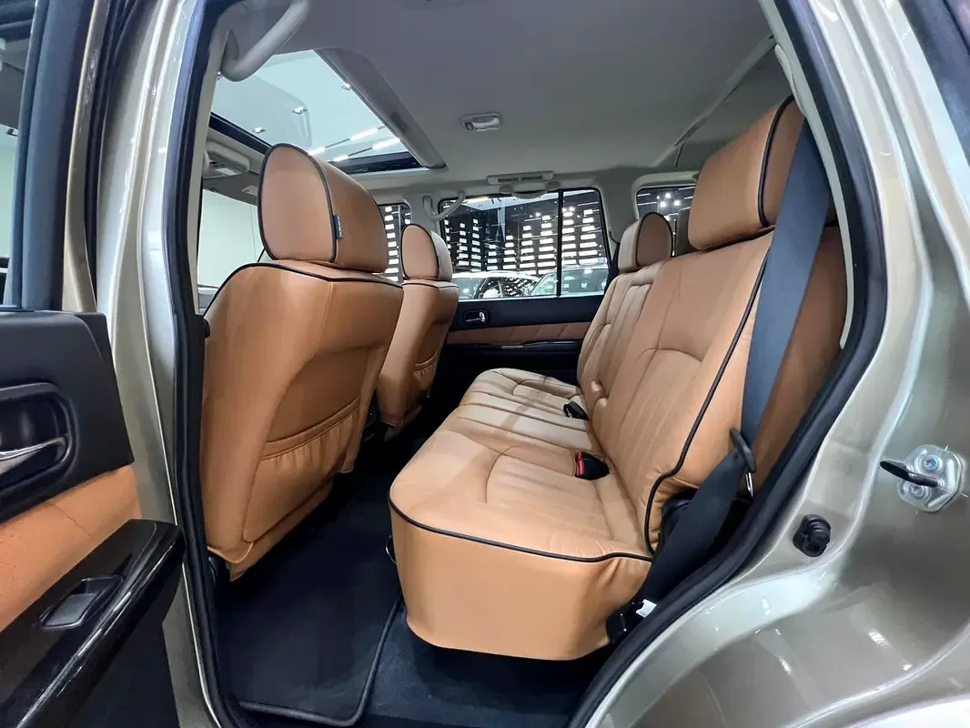 Nissan Patrol 4.8 Tiptronic (245 hp) - 16