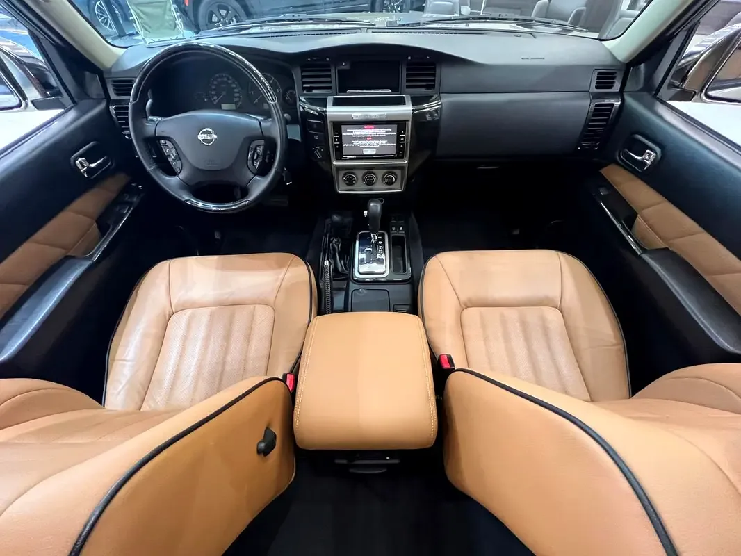 Nissan Patrol 4.8 Tiptronic (245 hp) - 14