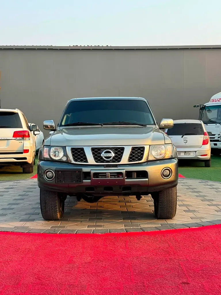 Nissan Patrol 5.6 (405 hp) Automatic transmission