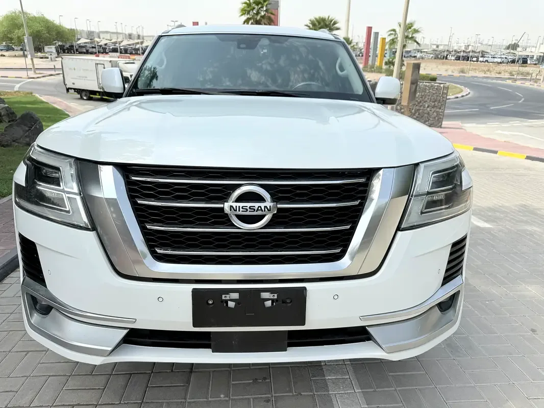 Nissan Patrol 5.6 (405 hp) Automatic transmission