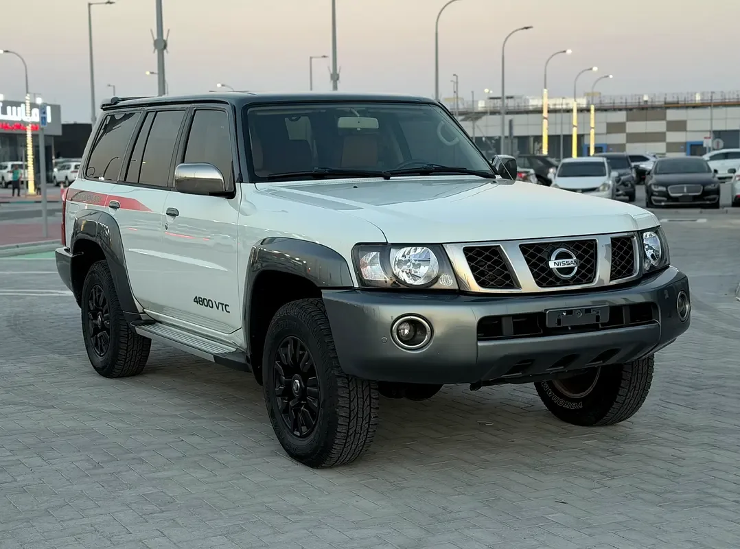 Nissan Patrol 5.6 (405 hp) Automatic transmission