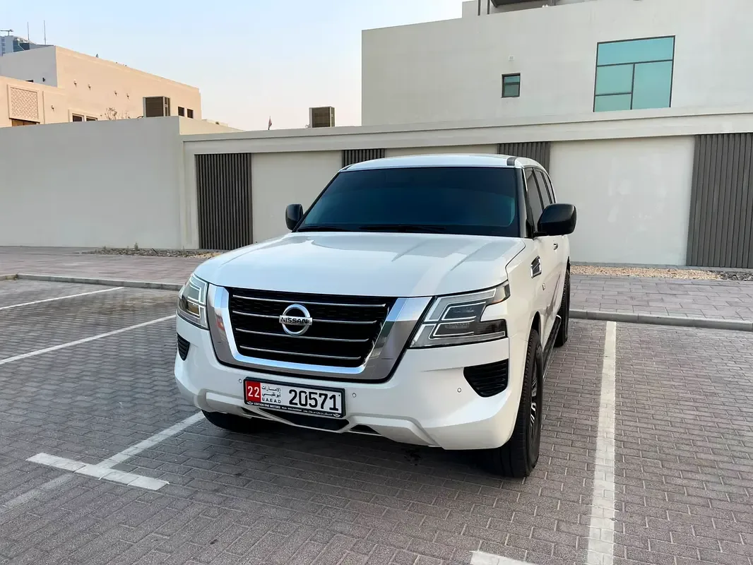 Nissan Patrol 5.6 (405 hp) Automatic transmission