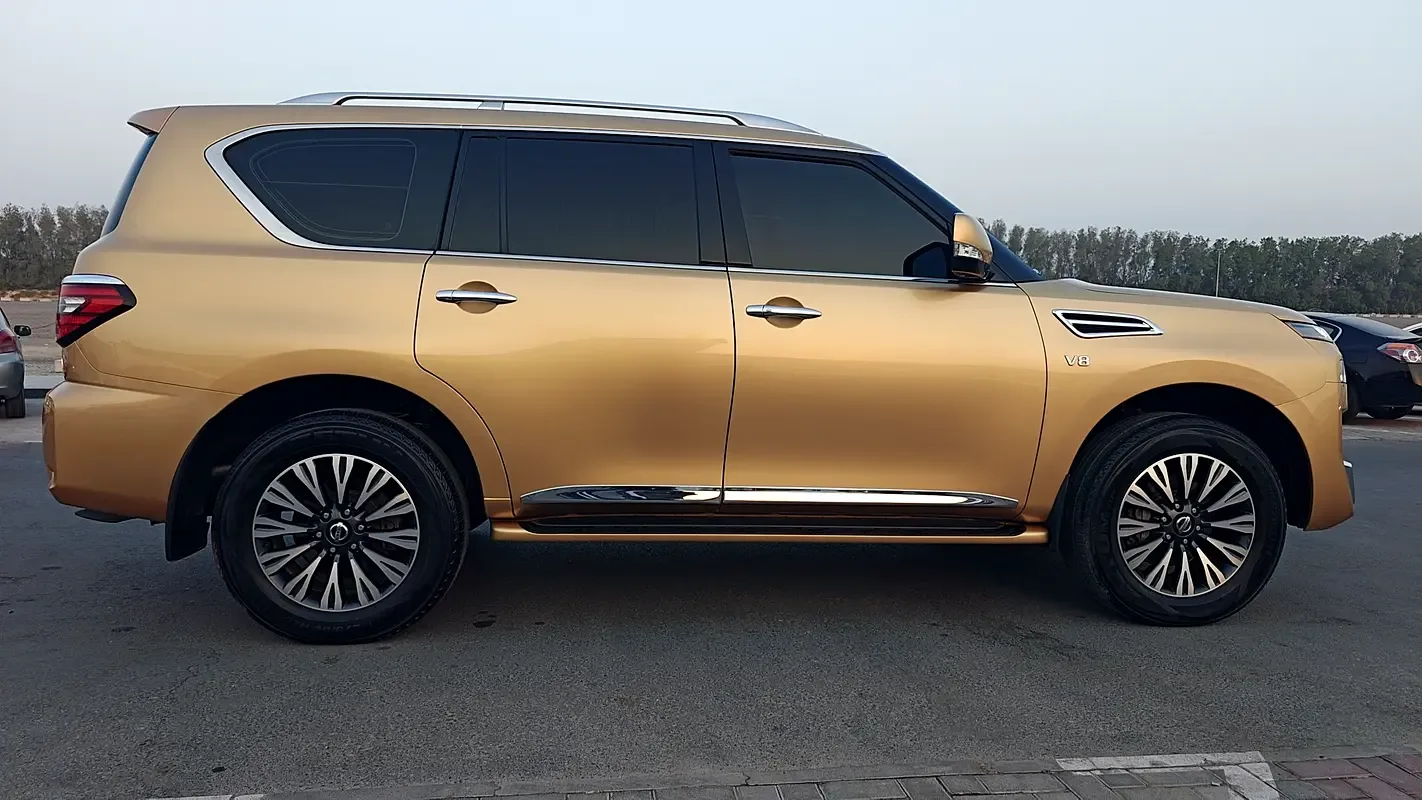 Nissan Patrol 5.6 (405 hp) Automatic transmission