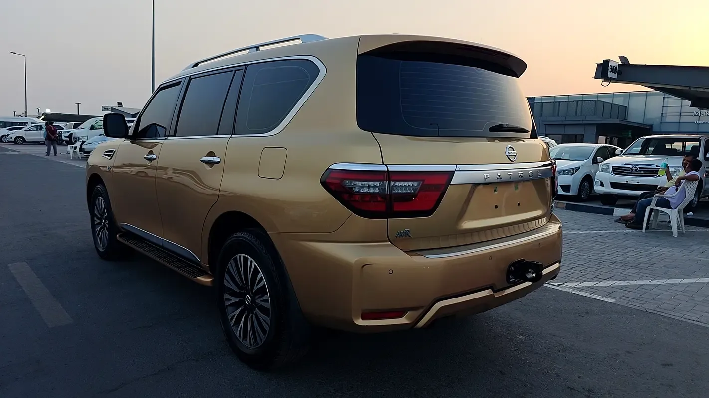 Nissan Patrol 5.6 (405 hp) Automatic transmission - 9