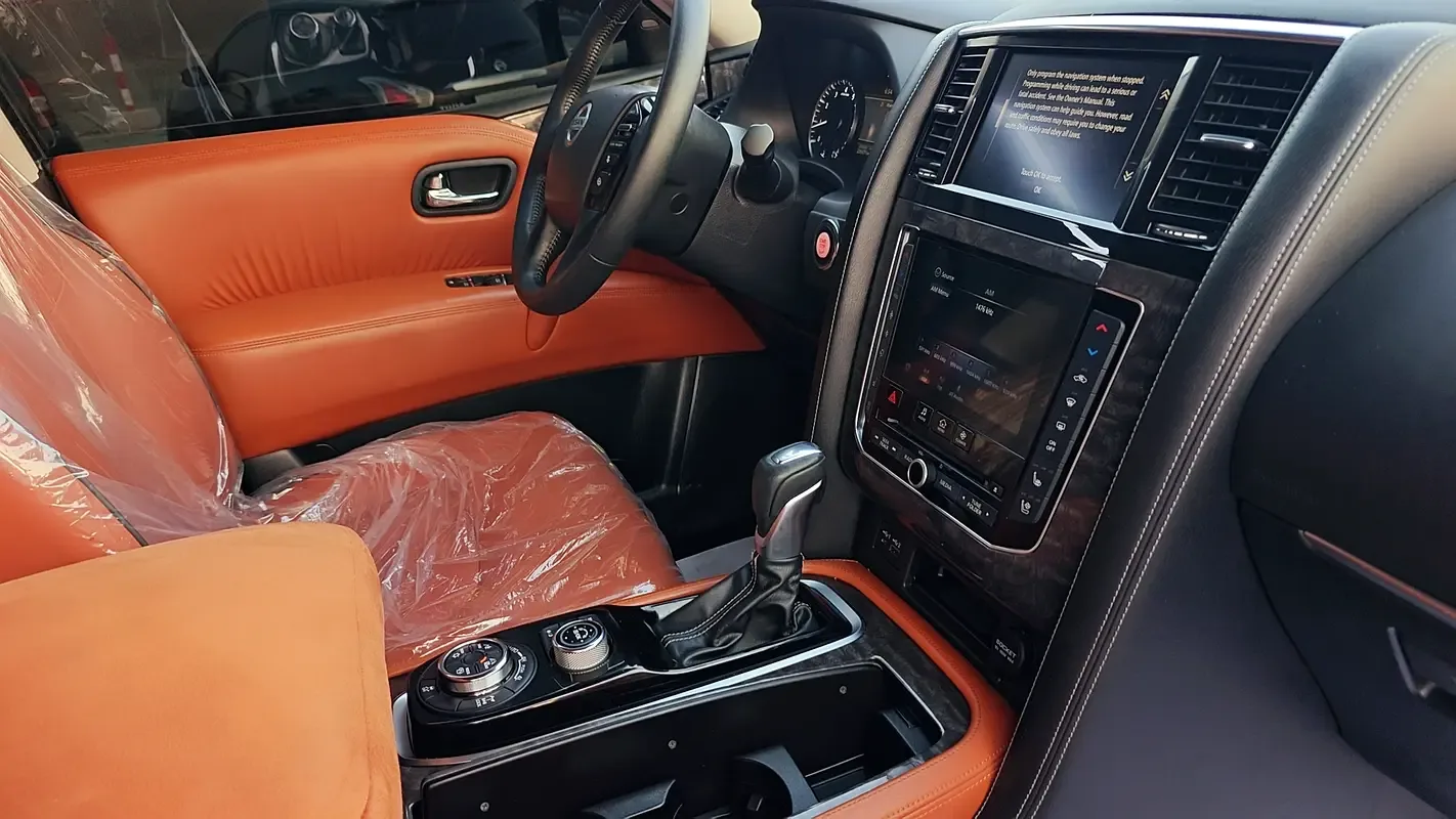 Nissan Patrol 5.6 (405 hp) Automatic transmission - 14