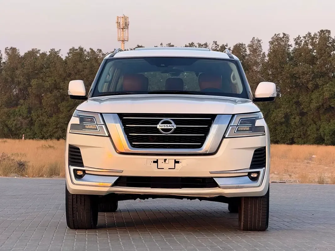 Nissan Patrol 5.6 (405 hp) Automatic transmission