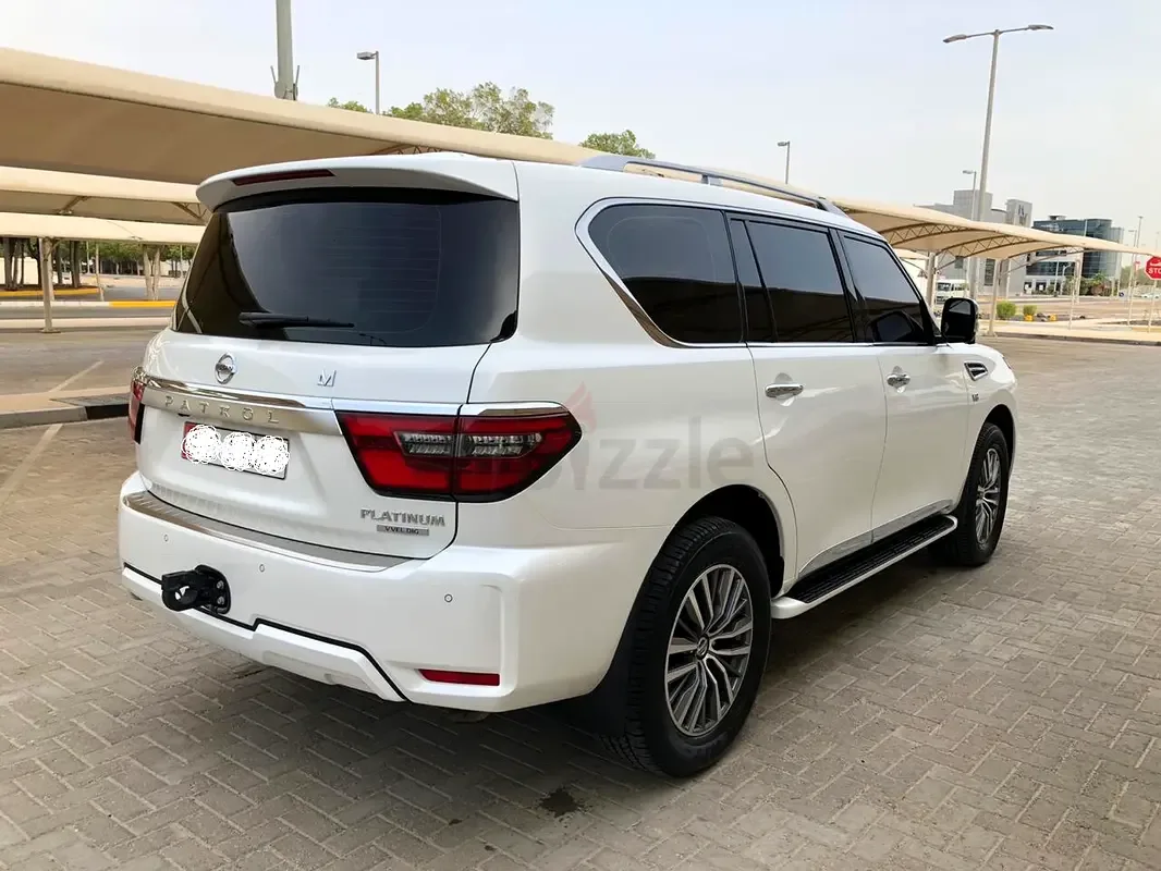 Nissan Patrol 5.6 (405 hp) Automatic transmission - 6