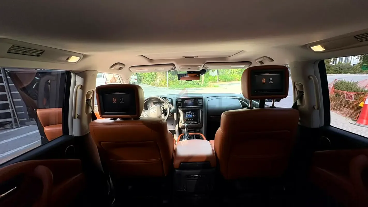 Nissan Patrol 5.6 (405 hp) Automatic transmission - 3