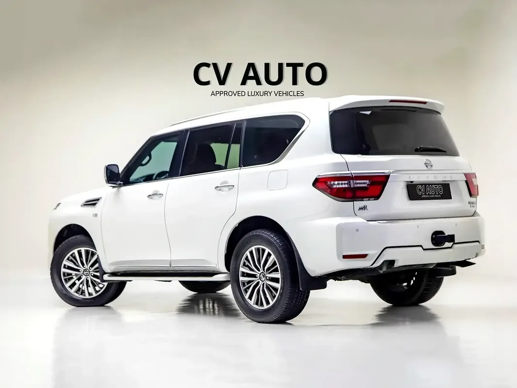 Nissan Patrol 5.6 (405 hp) Automatic transmission - 4