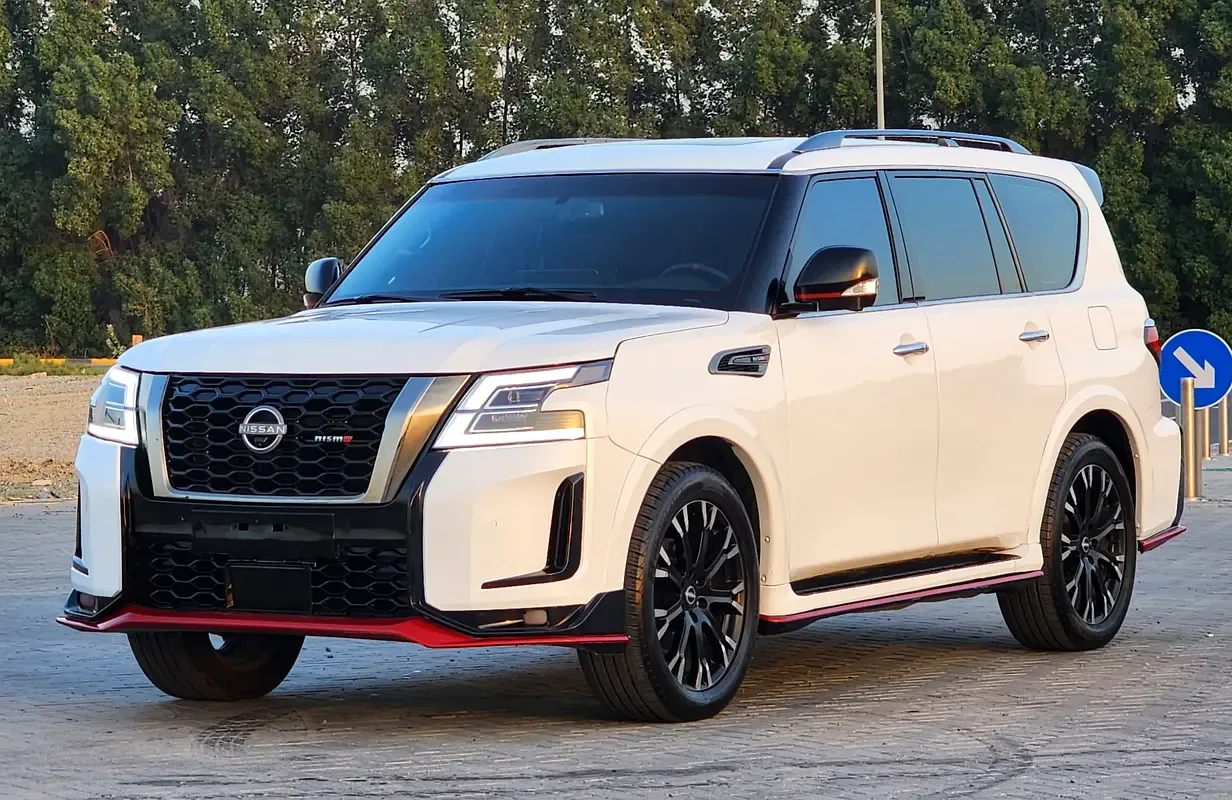 Nissan Patrol 5.6 AT (317 hp)