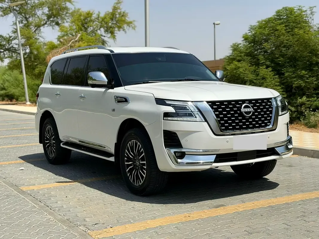 Nissan Patrol 5.6 AT (317 حصان) - 3