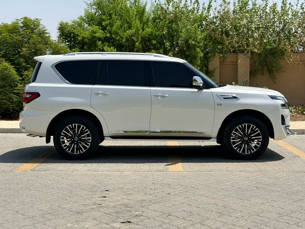 Nissan Patrol 5.6 AT (317 حصان) - 6