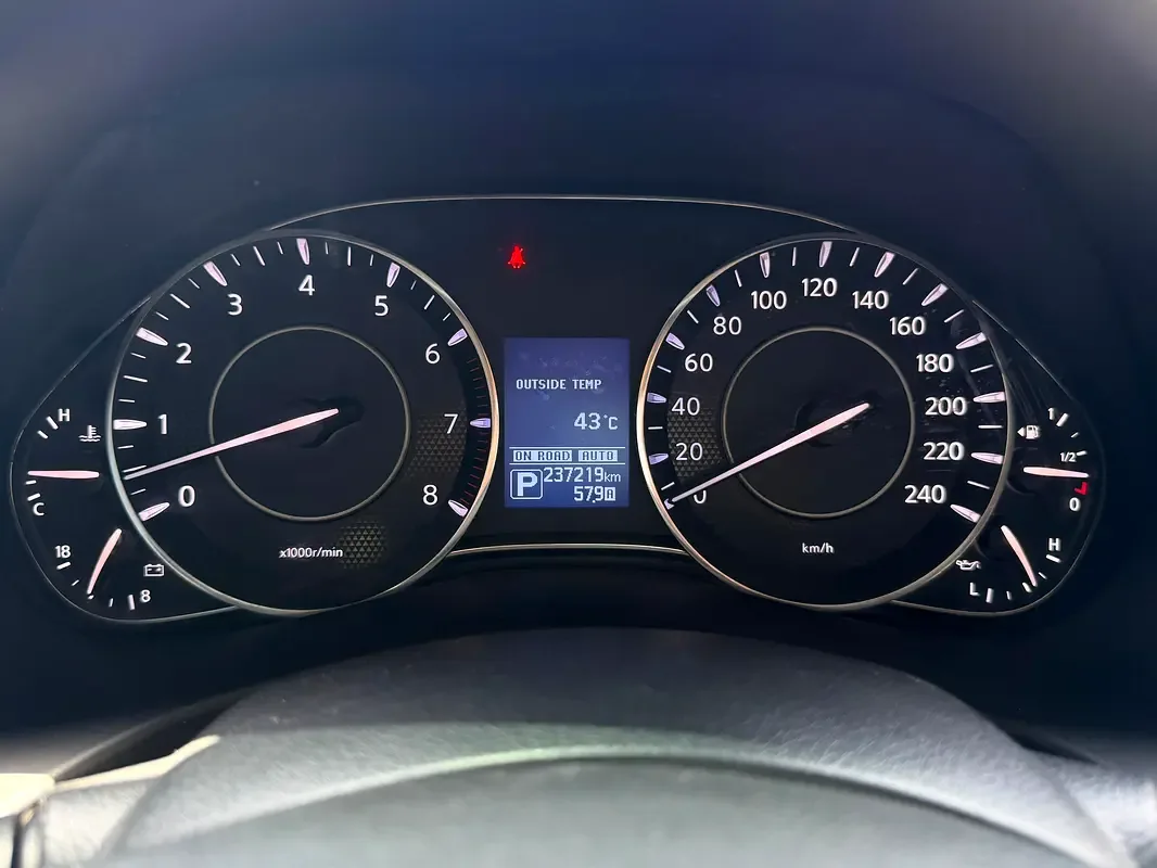 Nissan Patrol 5.6 AT (317 حصان) - 11