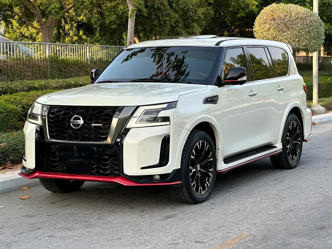 Nissan Patrol 5.6 AT (317 hp)
