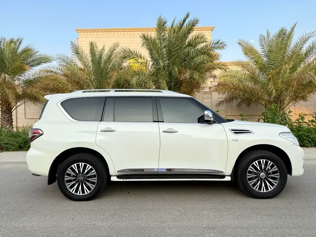 Nissan Patrol 5.6 AT (317 حصان) - 3
