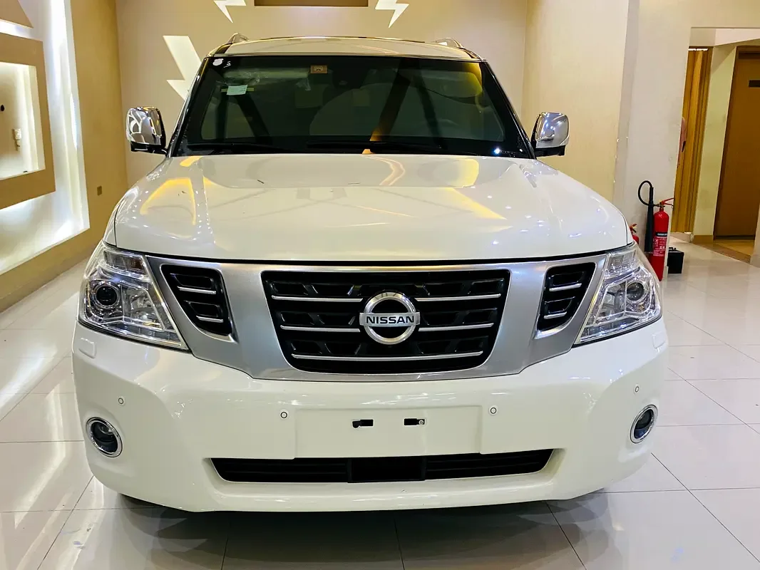 Nissan Patrol 5.6 AT (317 حصان) - 4