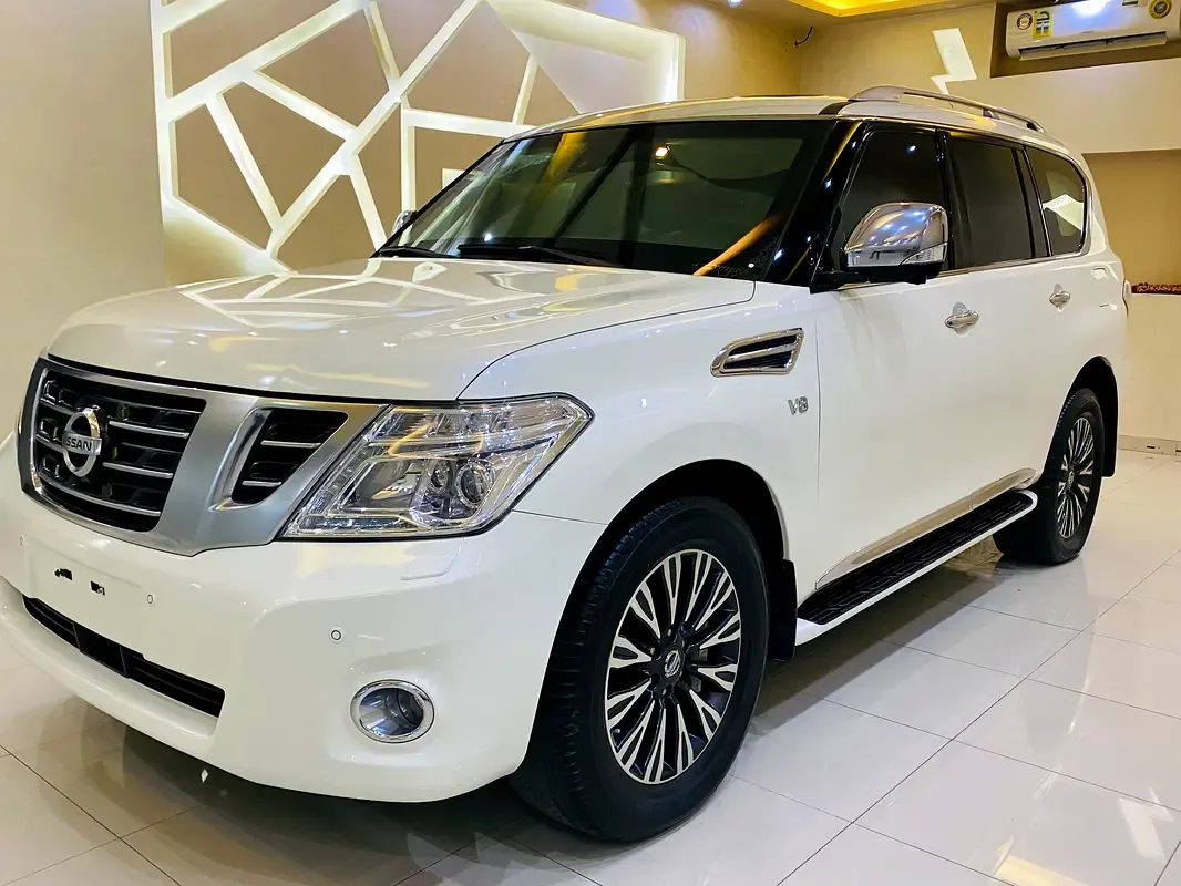 Nissan Patrol 5.6 AT (317 حصان) - 6