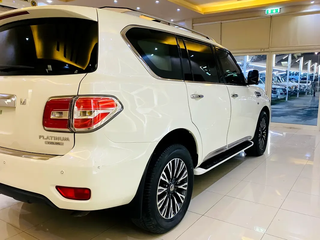 Nissan Patrol 5.6 AT (317 حصان) - 12