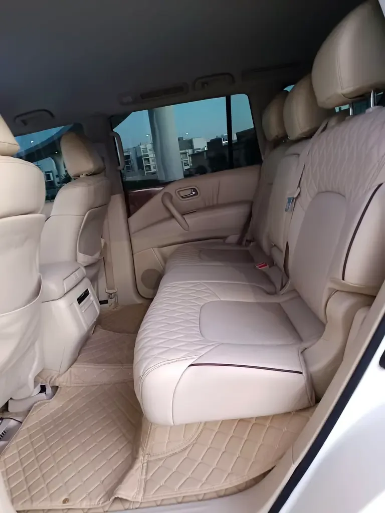 Nissan Patrol 5.6 AT (317 hp) - 14