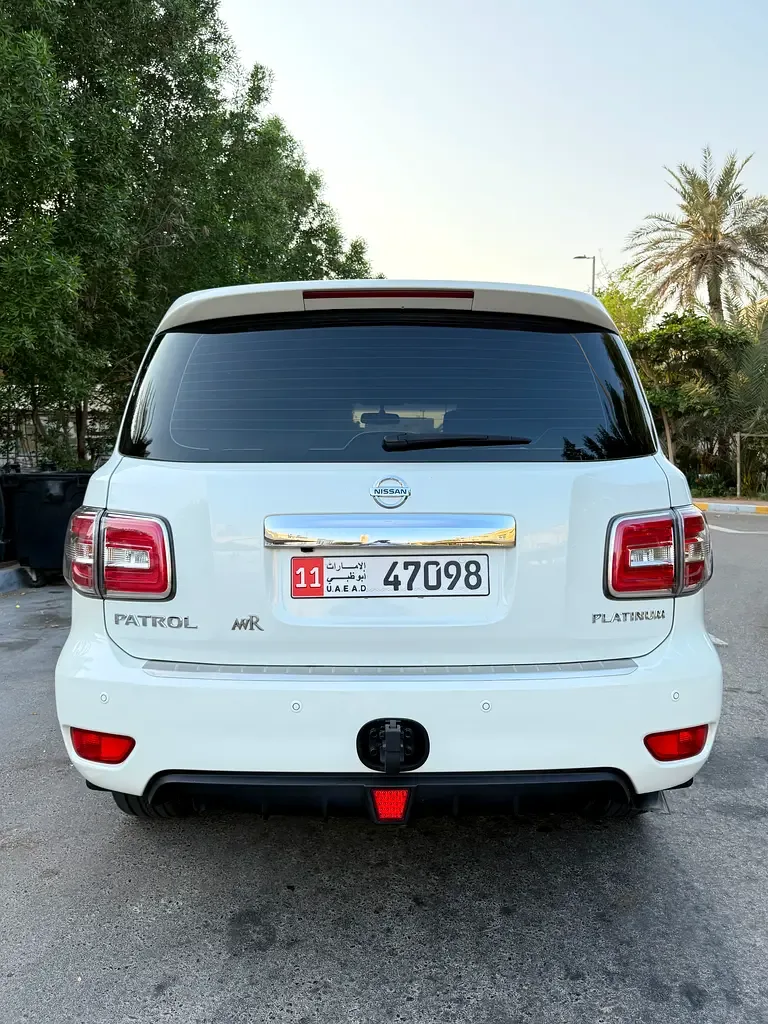 Nissan Patrol 5.6 AT (317 hp) - 3