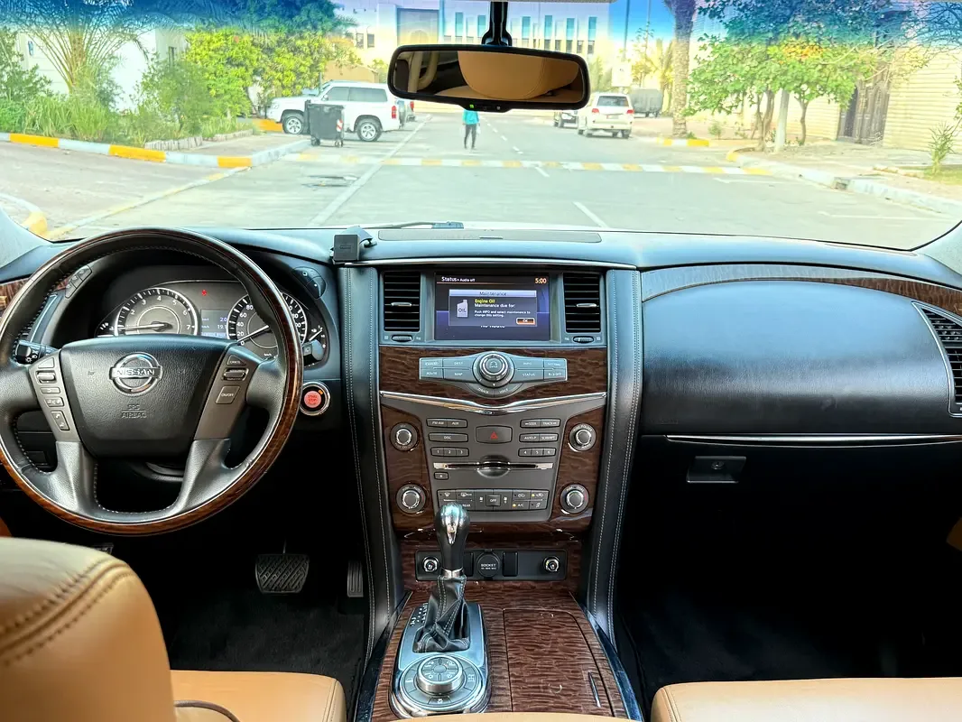 Nissan Patrol 5.6 AT (317 hp) - 4