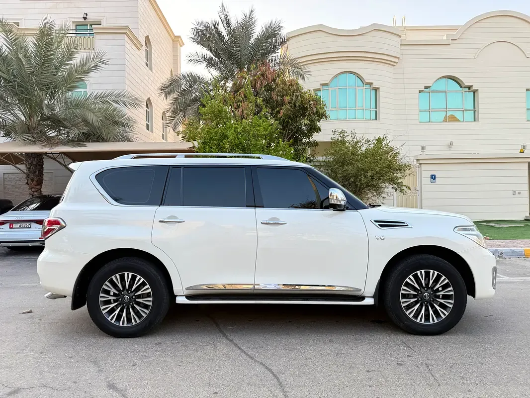 Nissan Patrol 5.6 AT (317 hp) - 9