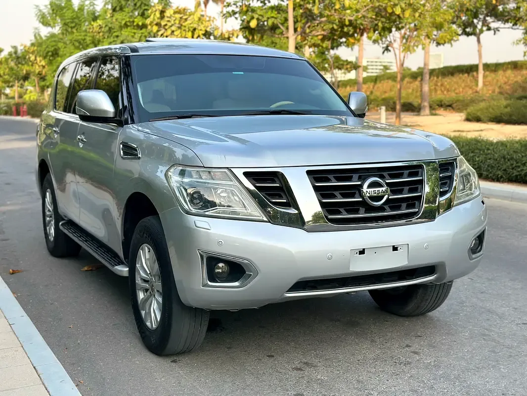 Nissan Patrol 5.6 AT (405 hp)