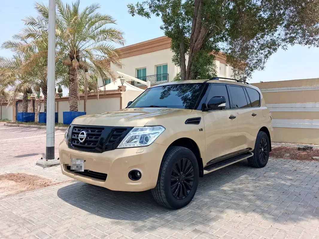 Nissan Patrol 5.6 AT (405 hp)