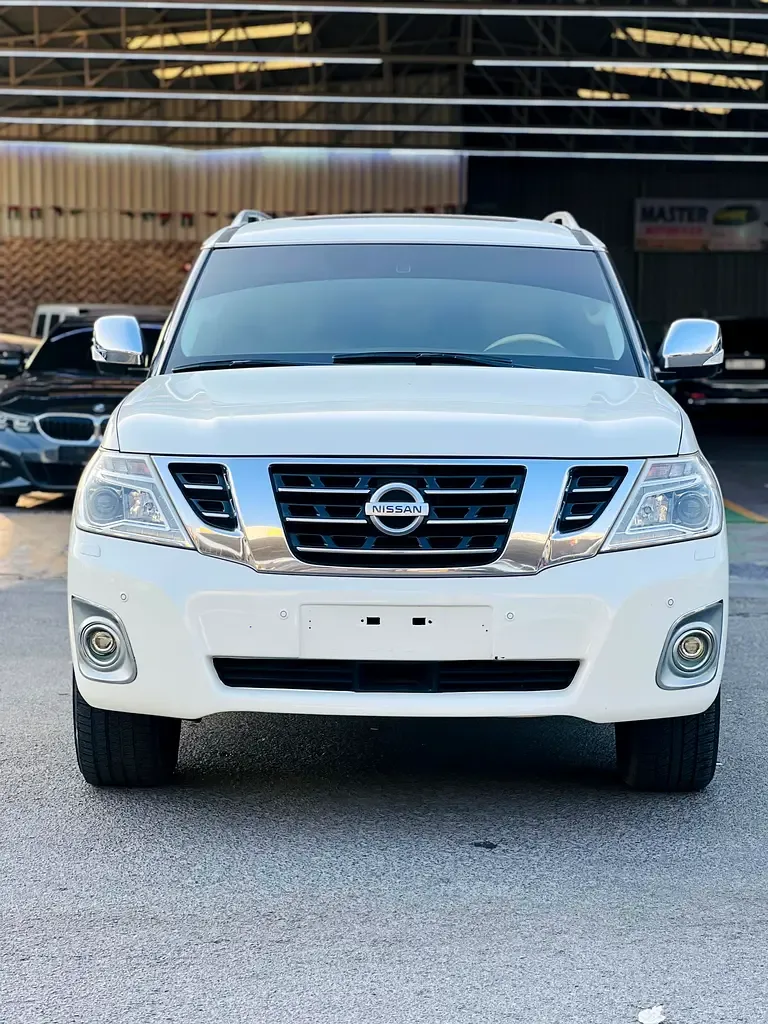 Nissan Patrol 5.6 AT (405 hp)