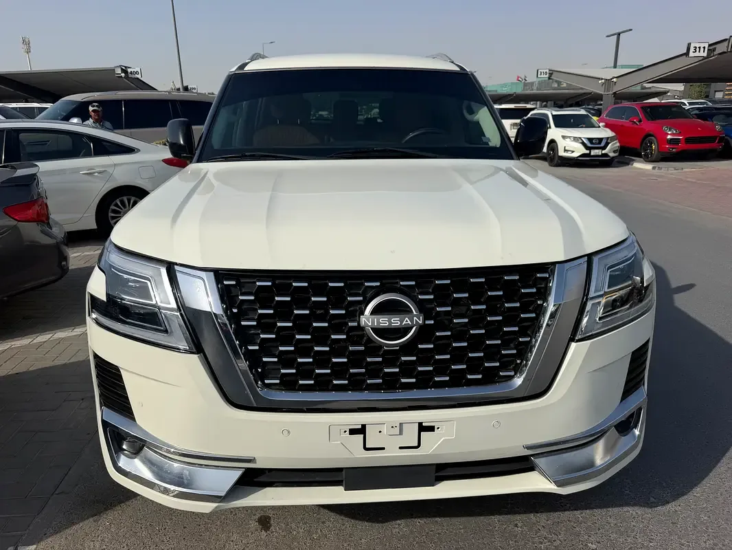 Nissan Patrol 5.6 AT (405 hp)