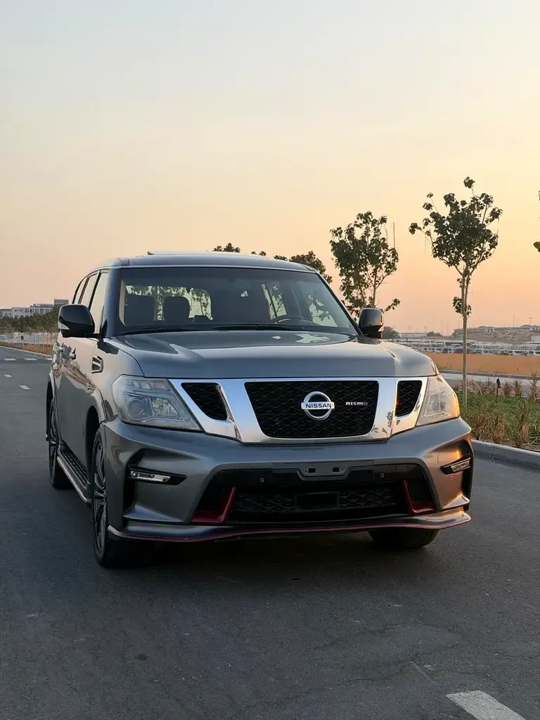 Nissan Patrol 5.6 AT (405 hp)