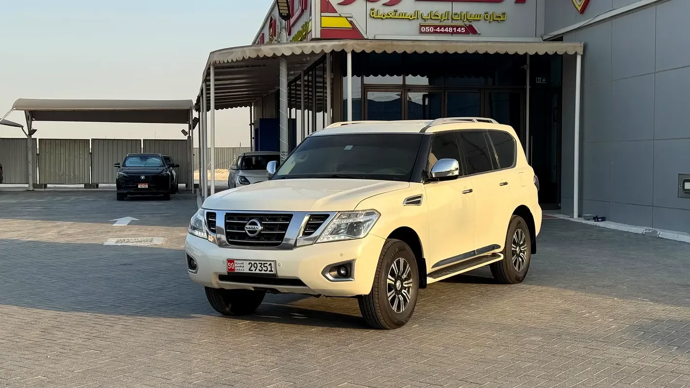 Nissan Patrol 5.6 AT (405 hp)