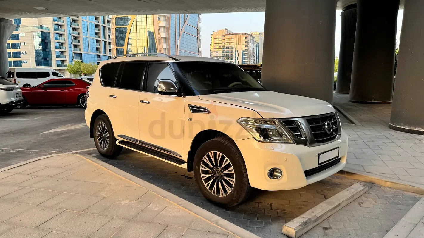 Nissan Patrol 5.6 AT (405 hp)