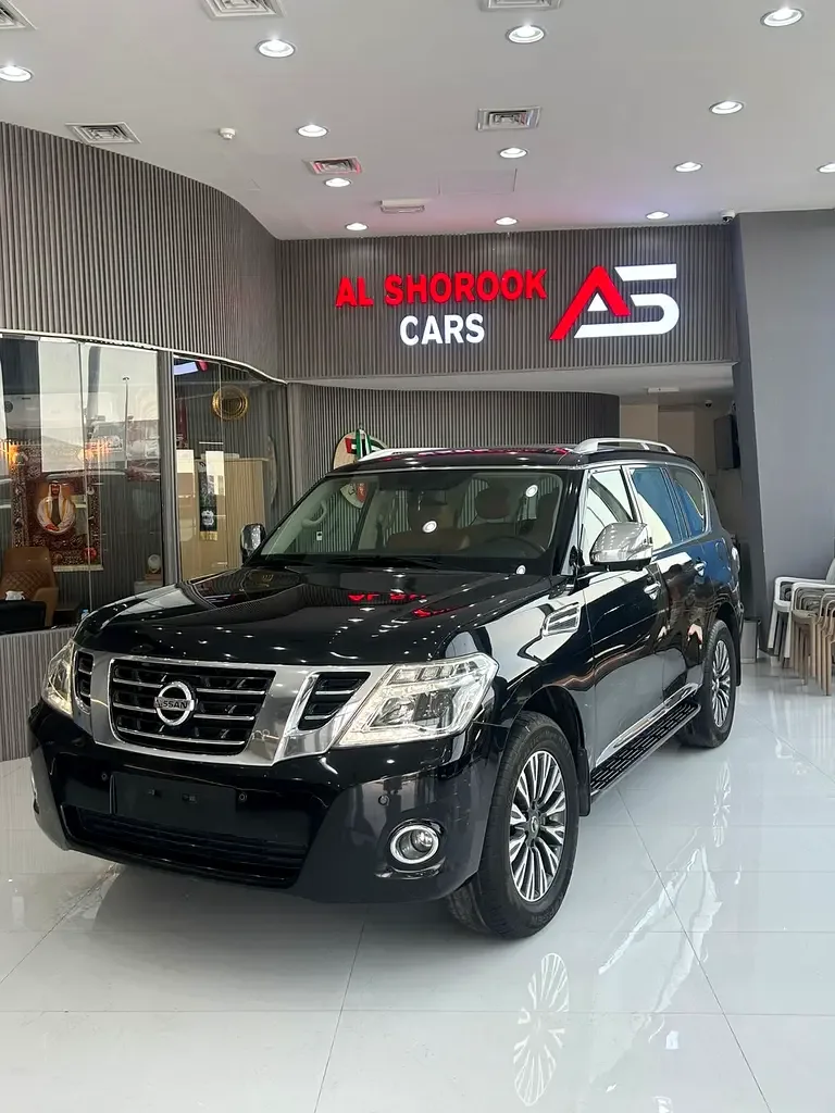 Nissan Patrol 5.6 AT (405 hp)