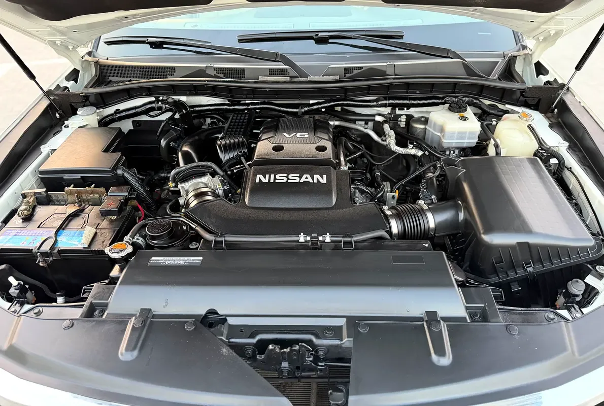 Nissan Patrol 5.6 AT (405 hp) - 13