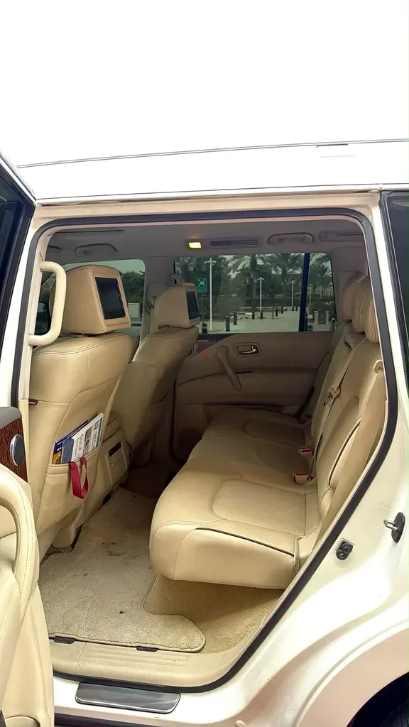 Nissan Patrol 5.6 AT (405 حصان) - 5