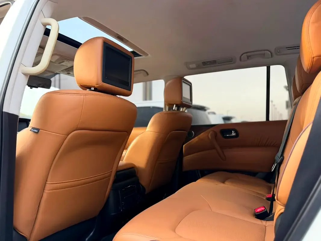 Nissan Patrol 5.6 AT (405 حصان) - 8