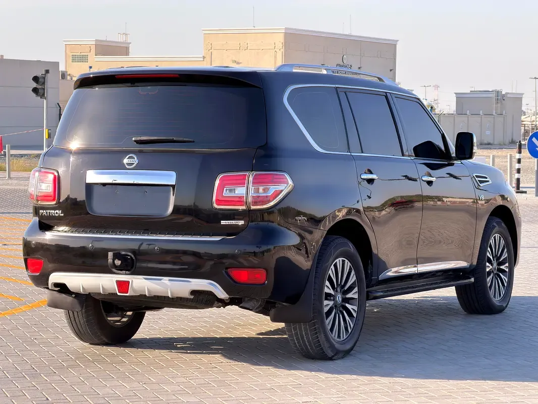Nissan Patrol 5.6 AT (405 hp) - 3