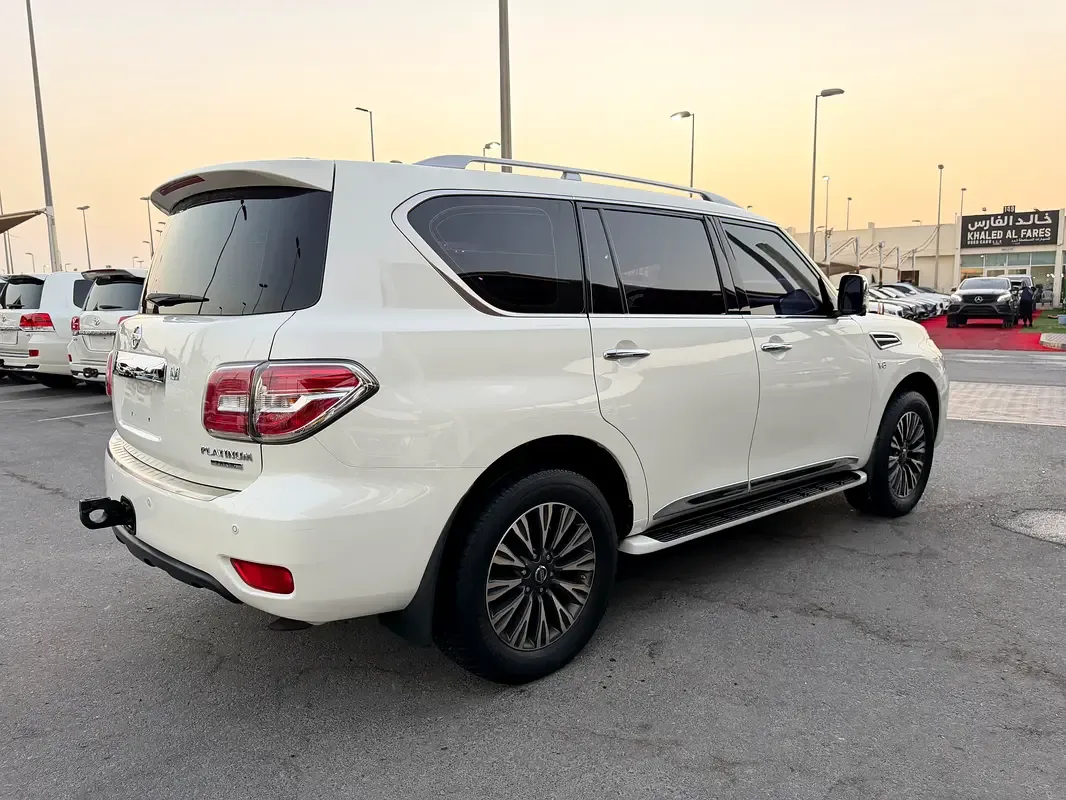 Nissan Patrol 5.6 AT (405 حصان) - 4