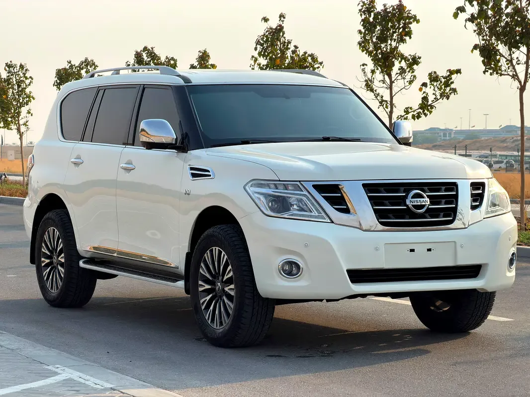 Nissan Patrol 5.6 AT (405 hp)