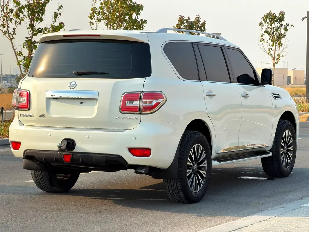 Nissan Patrol 5.6 AT (405 hp) - 3