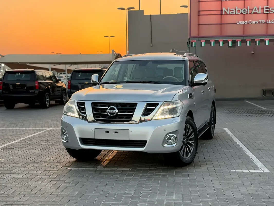 Nissan Patrol 5.6 AT (405 hp)