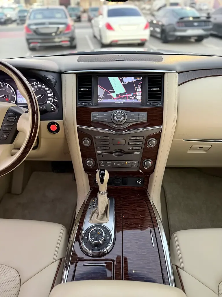 Nissan Patrol 5.6 AT (405 hp) - 12