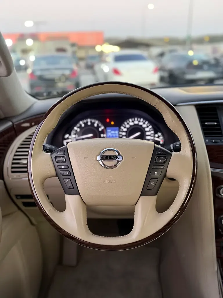 Nissan Patrol 5.6 AT (405 hp) - 13