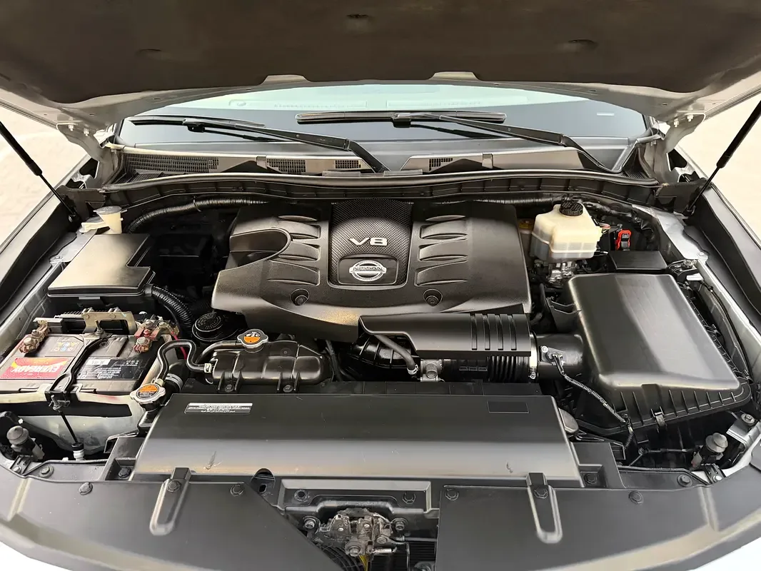 Nissan Patrol 5.6 AT (405 hp) - 15