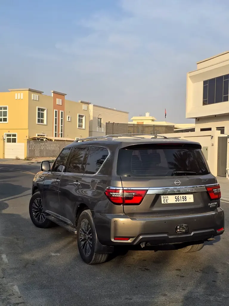 Nissan Patrol 5.6 AT (405 hp) - 4