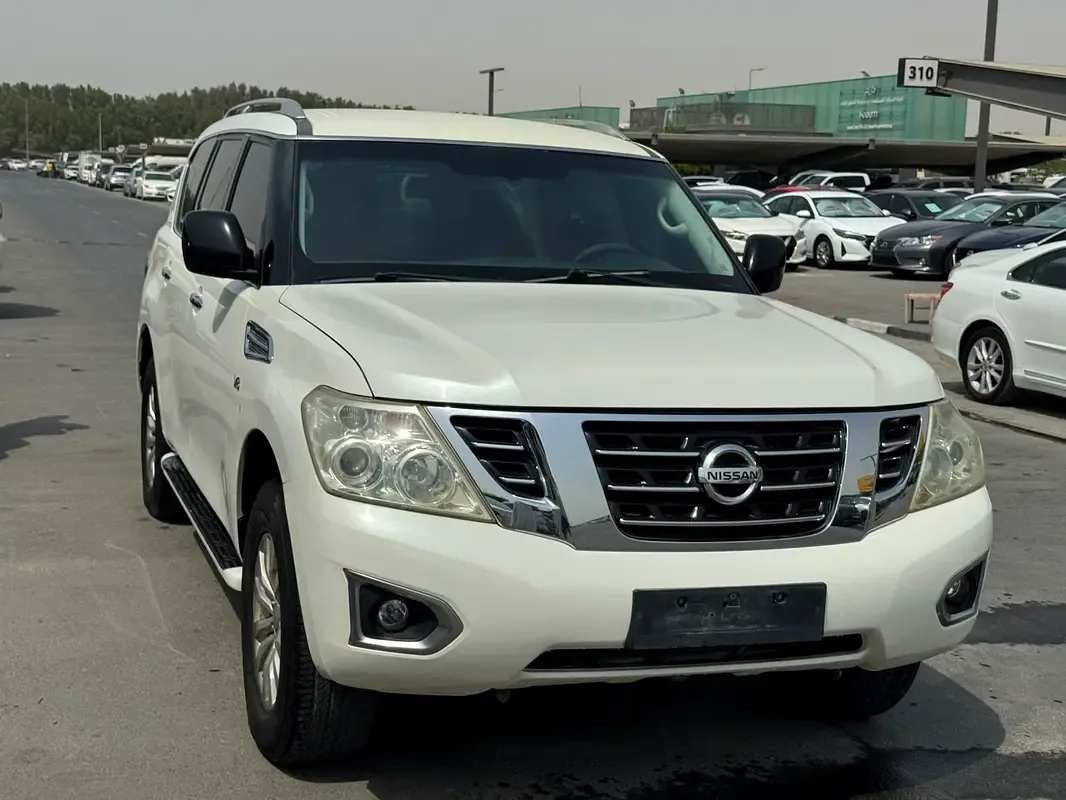 Nissan Patrol 5.6 AT (405 حصان) - 2